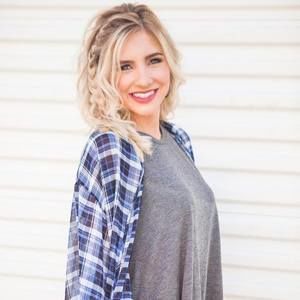 Meet your Posher, Savannah